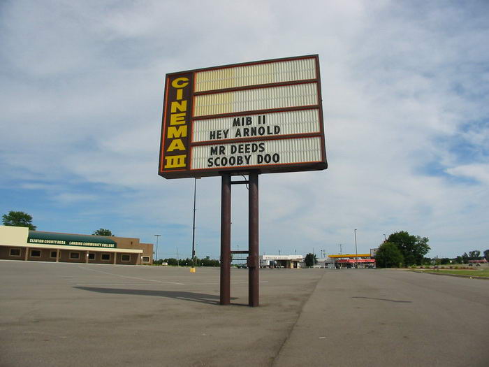 Cinema 4 - July 2002 Sign (newer photo)